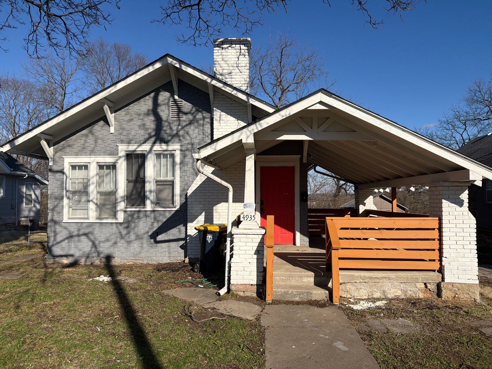 4935 College Ave